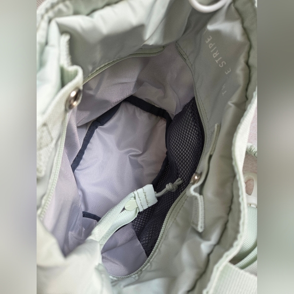 adidas Essentials Mini Tote Crossbody Bag – Linen Green (Mint), BNWT - Picture 6 of 6